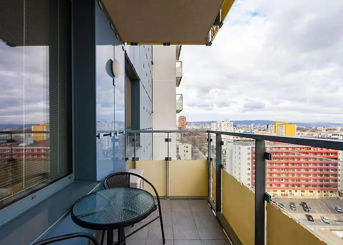 Apartmán Bright With Parking & Balcony Bratislava