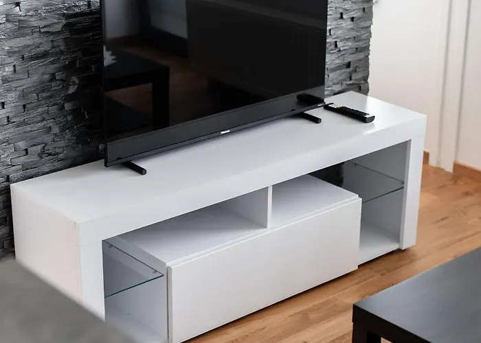 Bright With Parking & Balcony Apartment *