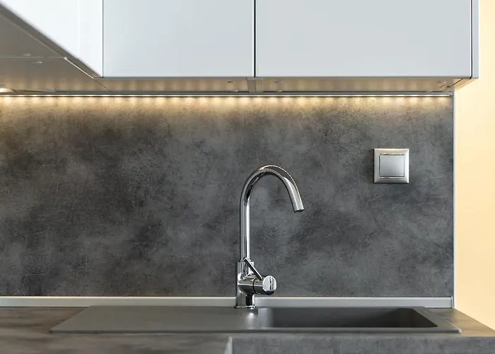 Bright With Parking & Balcony Apartamento Bratislava